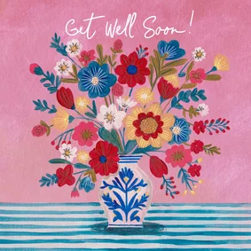 Beterschapskaart met mooie bos bloemen in Delfts blauw vaas