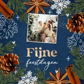 Blauwe kerstkaart met foto en winterse gezelligheid