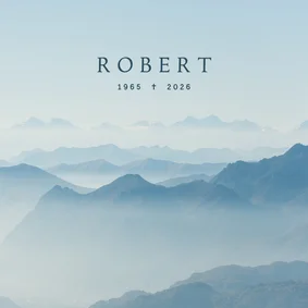 Blauwe rouwkaart met berglandschap