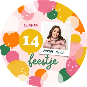 Cirkelvormige uitnodiging kleurrijk ballonnen confetti foto