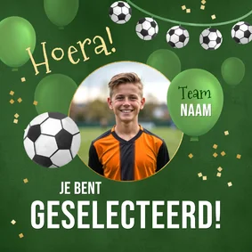 Felicitatiekaart sportprestatie voetbal geselecteerd foto