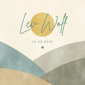 Geboortekaartje jongen met heuvels, zon en hartje