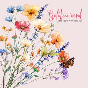 Gezellige verjaardagskaart met getekende voorjaarsbloemen