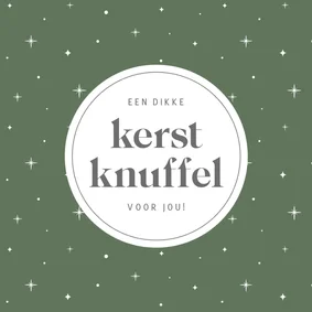 Groene kerstkaart met cirkel en sterren kerst knuffel