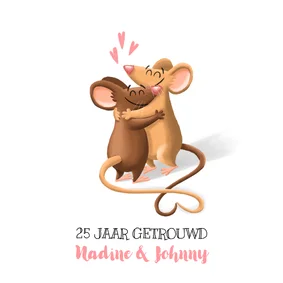 Jubileumkaartje van 2 schattige muizen die elkaar omhelzen!