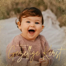 Kerstkaart grote foto gezellige kerst gouden rand