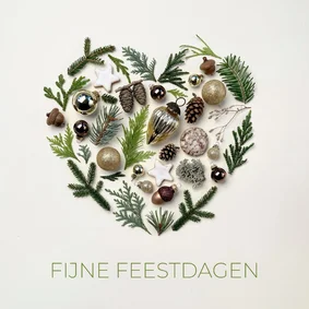 Kerstkaart hart van natuurlijke kerstdecoratie