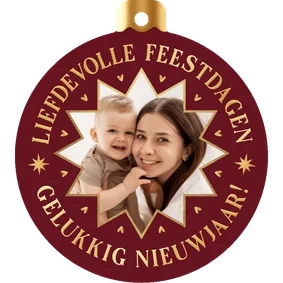 Kerstkaart kerstbal vorm foto in ster liefdevol hartjes goud
