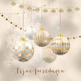 Kerstkaart kerstballen goud met wit