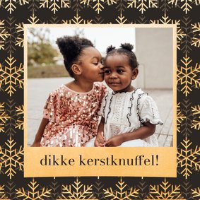 Kerstkaart kerstknuffel met foto en gouden sneeuwvlokken