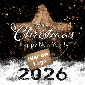 Kerstkaart koperen ster sneeuw en label 2026