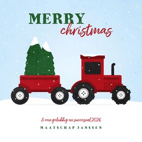 Kerstkaart tractor met kerstbomen en sneeuw agrarisch
