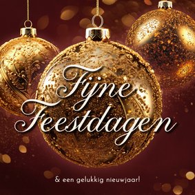 Kerstkaartje met gouden kerstballen klassiek sprankelend