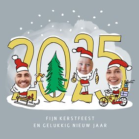 Kerstmannetjes photokaart voor 3 personen met jaartal