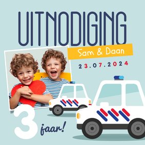 Kinderfeestje tweeling politieauto's foto's vrolijk