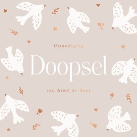 Lieve beige doopkaart met duifjes en koperen takjes bloemen