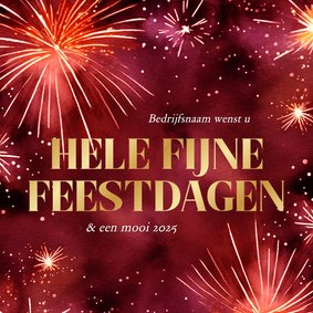 Mooie zakelijk kerstkaarten met rood vuurwerk en goudfolie