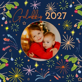 Nieuwjaarskaart Gelukkig 2027 typografie vuurwerk & foto