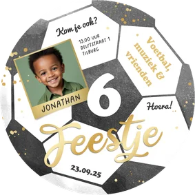 Ronde kaart voetbal kinderfeestje uitnodiging toernooi foto