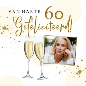 Stijlvolle kaart met champagneglazen, spetters en foto