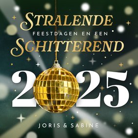 Trendy foliedruk kerstkaart met een discobal- stralend 2025