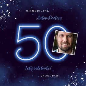 Uitnodiging 50 jaar man neon rook spetters