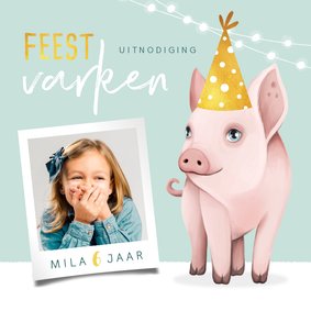 Uitnodiging kinderfeestje feestvarken goud slinger