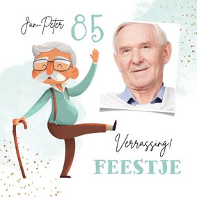 Uitnodiging verjaardag 85 jaar illustratie humor senior