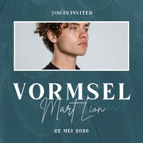 Uitnodiging vormsel blauw stijlvol met veren