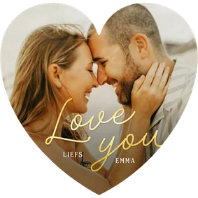 Valentijnskaart met eigen foto uitgesneden in hart vorm