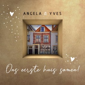 Verhuizen Samenwonen met foto in een nis in de muur