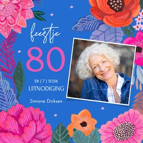 Verjaardagsfeestje vrolijke bloemen