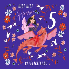 Verjaardagskaart elfje en haar draak met bloemen