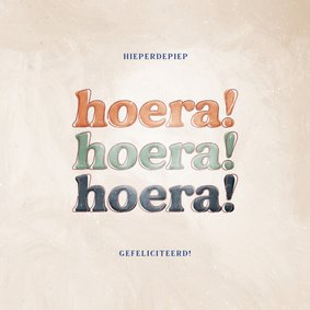 Verjaardagskaart hoera typografisch retro