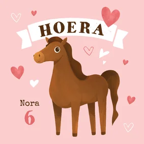 Verjaardagskaart kind paard hartjes lief hoera