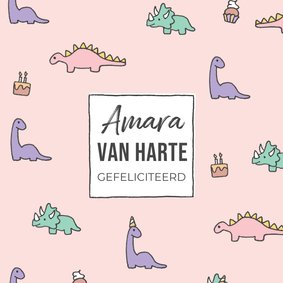 Verjaardagskaart met multi gekleurde dino's