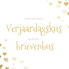 Verjaardagskaart - papieren kus door de brievenbus