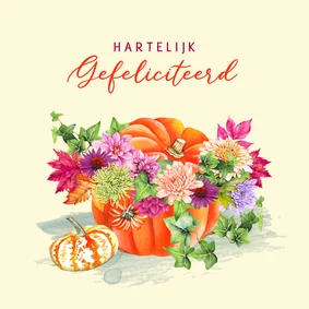 Verjaardagskaart pompoen herfstbloemen