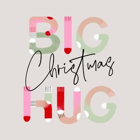 Warme kerstkaart big christmas hug met kerstsokken typo