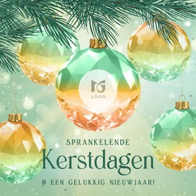 Zakelijke kerstkaart groen gekleurde kristallen kerstballen