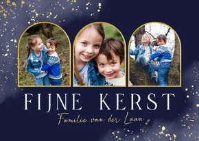 Donkerblauwe waterverf kerstkaart met fotocollage