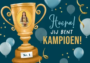 Felicitatiekaart sportprestatie algemeen beker kampioen foto