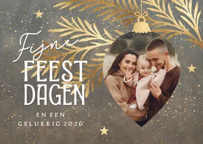Foto kerstkaartje sjieke kerstbal taupe 2026
