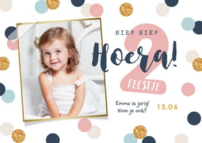 Fotokaart verjaardag kind meisje confetti goud vrolijk