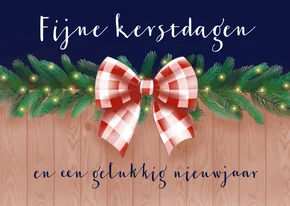 Kerstkaart - Dennetakken met rood witte strik