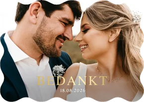 Liggende bedankkaart trouwen met eigen foto en golf rand