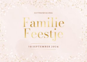 Roze uitnodiging familie feestje met confetti en goud