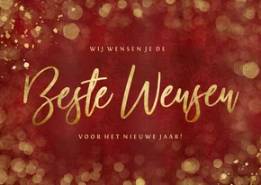 Stijlvolle rode nieuwjaarskaart met goud Beste wensen
