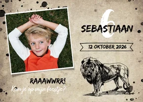 Stoere uitnodiging kinderfeestje met leeuw en spetters