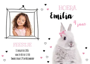 Uitnodiging - Kinderfeestje - Konijntje met roze strikje